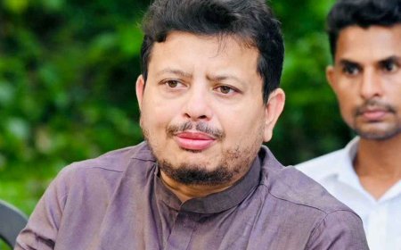 ‘আসল’ তৃণমূল কারা? বাড়তি সময় নিয়ে কমিশনে নথি জমা ঋতব্রত শিবিরের