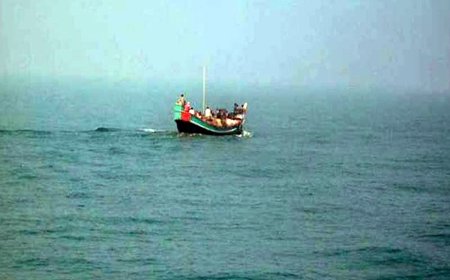 গভীর সমুদ্রে ইঞ্জিন বিকল! পাঁচদিন পর কাকদ্বীপে খোঁজ মিলল শংকরপুরের ১৫ মৎস্যজীবীর